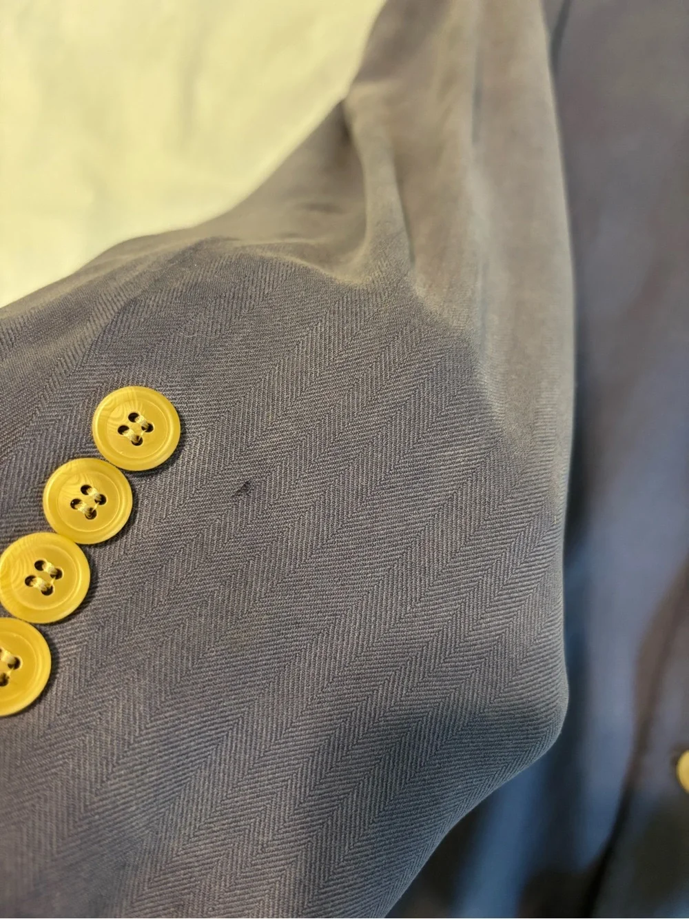 Stafford Executive Cassidy 100% Pure Silk Blue Sport Coat with Gold Buttons